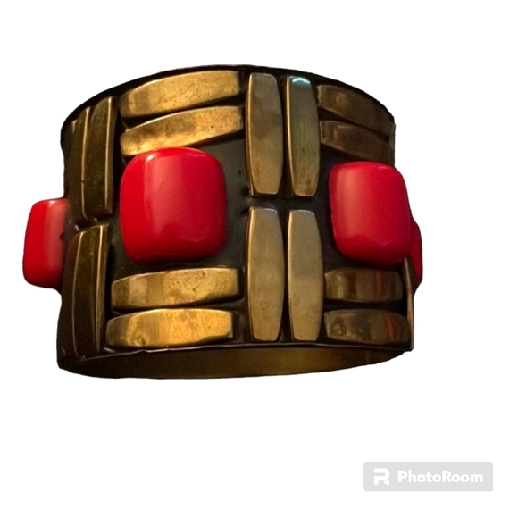 unbranded Jewelry - GORGEOUS RED & BRASS BOHEMIAN STYLE BRACELET with RED STONES EUC